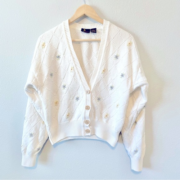 Vintage Sweaters - Liz Sport Vintage Floral Embroidery Button Front Pointelle Knit Cardigan